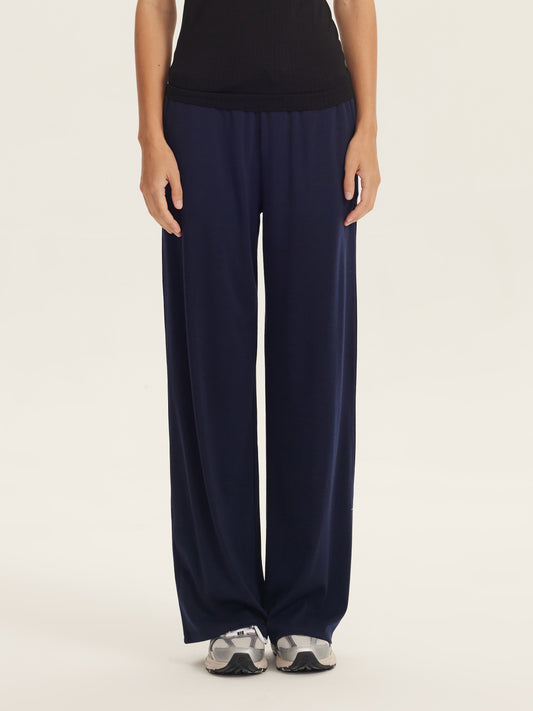 Motion Wideleg Pant